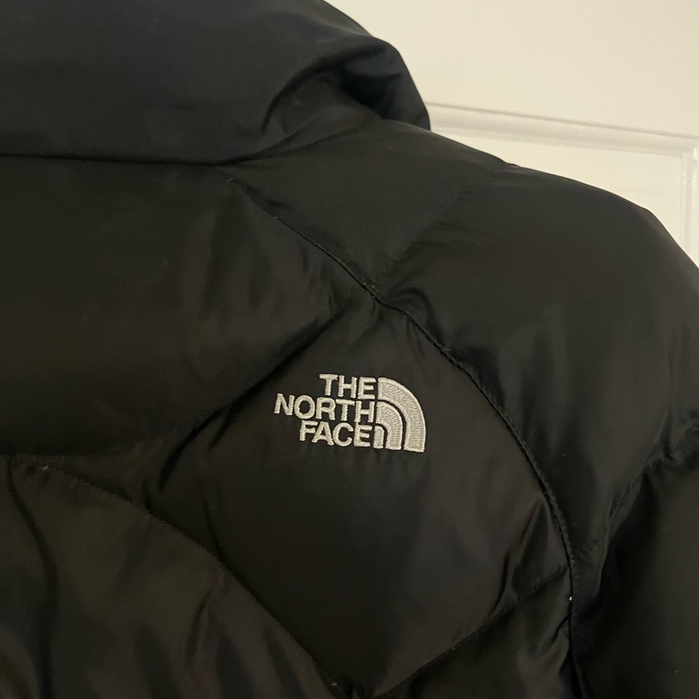 North Face 550 Ladies Puff winter Jacket - Picture 3 of 5
